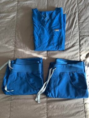 Figs Royal Blue Scrubs XS/XSP